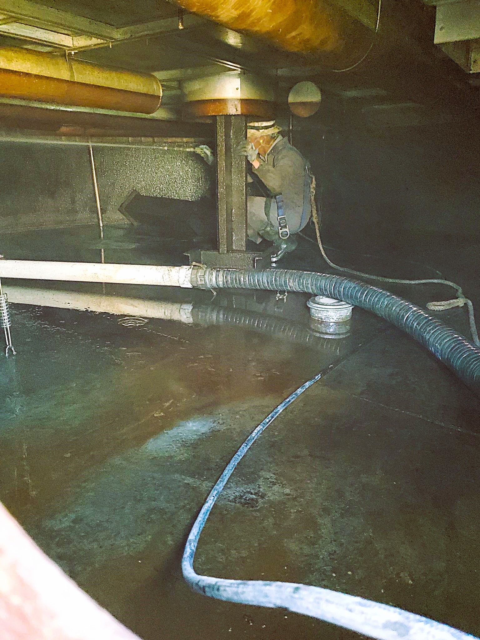 Fuel Tanks Cleaning Services Fuel Tanks Cleaning Services